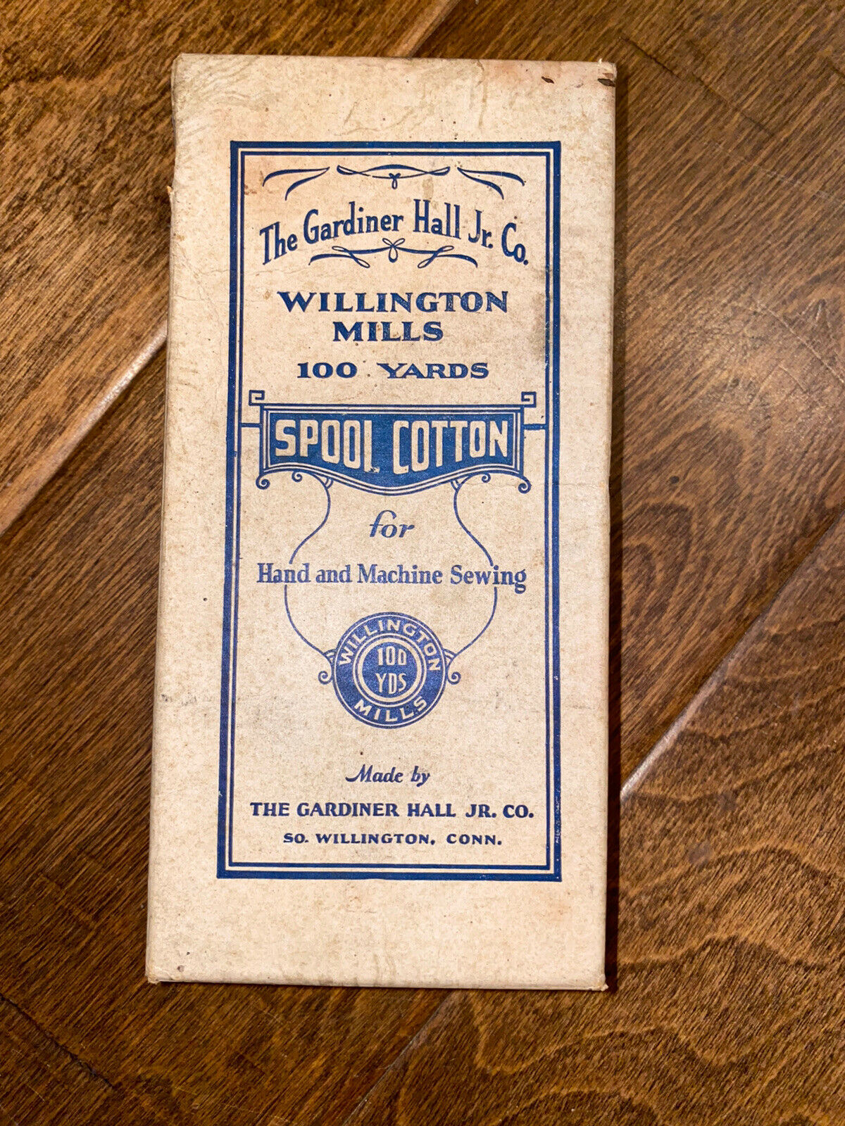 Vintage/antique Willington Mills End Spool Cotton Thread Advertising Box (empty)