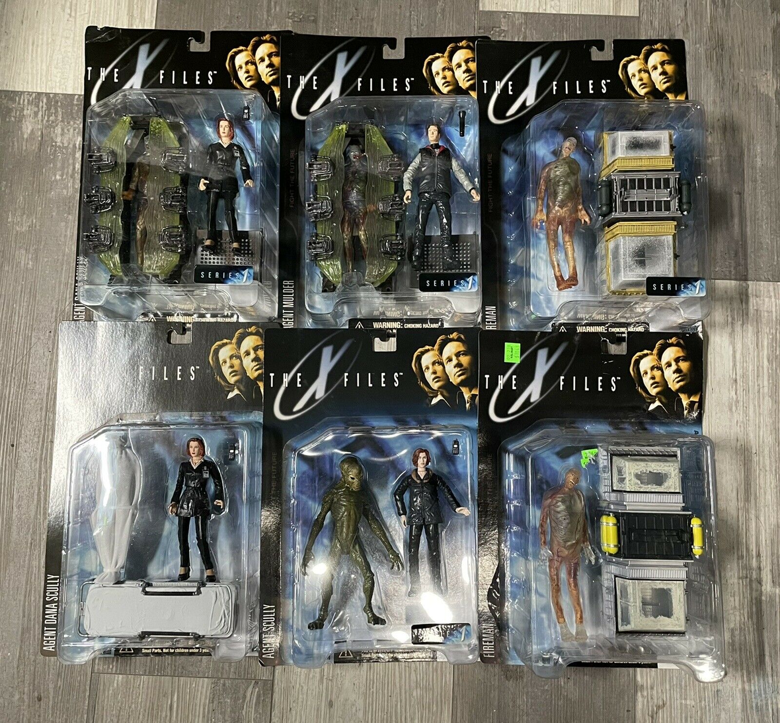 X-files Fight The Future Action Figures Sealed Lot Of 6!